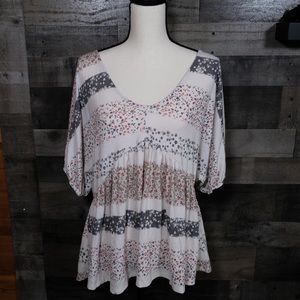 Gently Worn GEEGEE Brand~Off Shoulder Top~Size MED